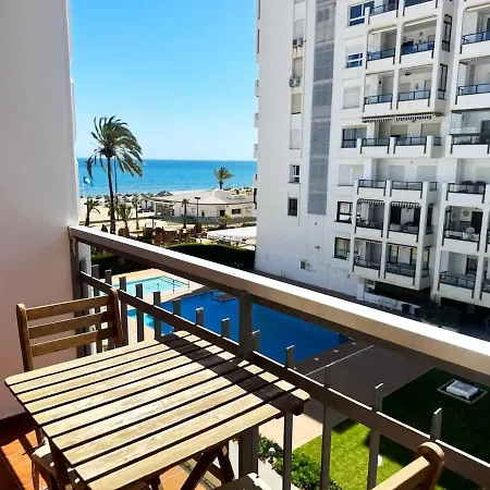Seafront 2 Balconies Pool & Views Fuengirola