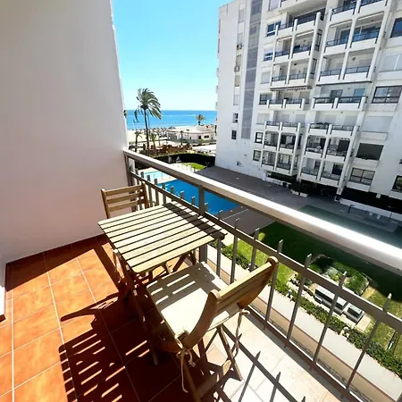 Seafront 2 Balconies Pool & Views Lägenhet Fuengirola