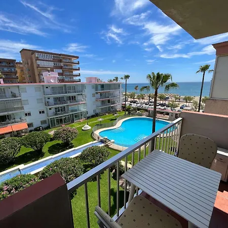 Lägenhet Seafront 2 Balconies Pool & Views