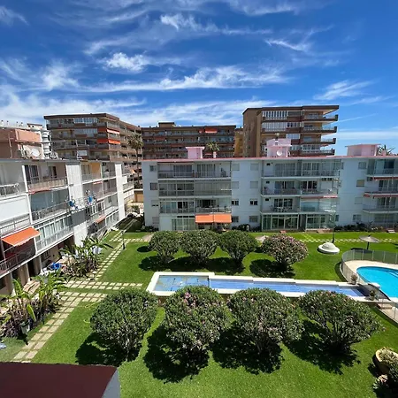 Seafront 2 Balconies Pool & Views Fuengirola